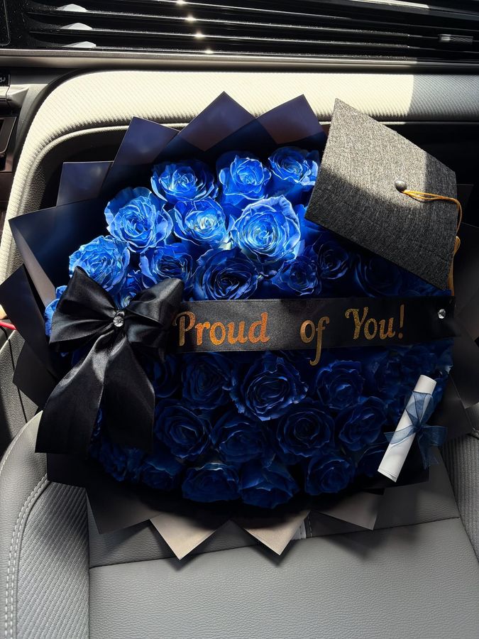 Blue grad roses, Proud of You