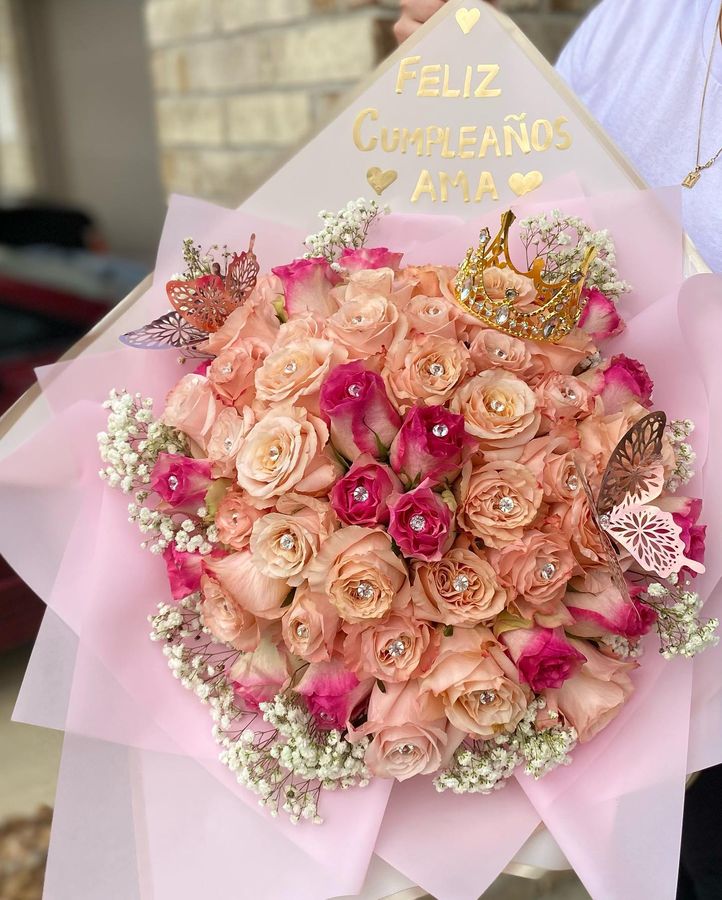 Peach, Feliz Cumpleaños